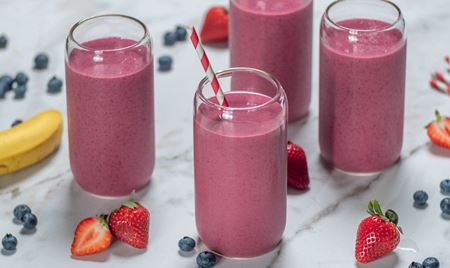 Green Tea Berry Banana Smoothie 